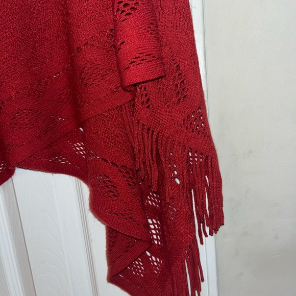 Beautiful Pearl Red Color Sweater Poncho - Picture 3 of 4